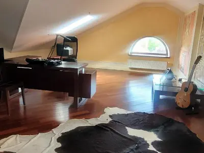 будинок за адресою Київ, Лісна