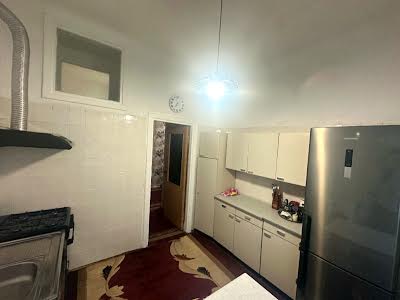 квартира за адресою Івана Світличного вул. (Петровського), 6