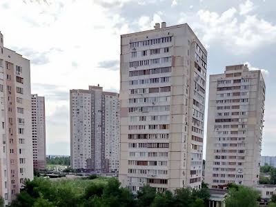 квартира за адресою Вишняківська вул., 13-Б