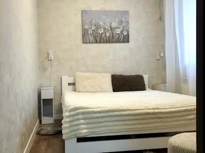 квартира по адресу Петра Калнишевського ул. (Михайла Майорова), 7