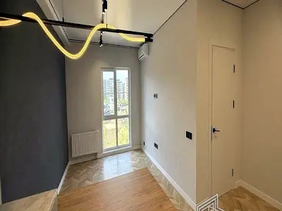 квартира за адресою Максимовича вул., 24б