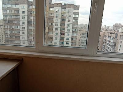 квартира по адресу Драгоманова ул., 3