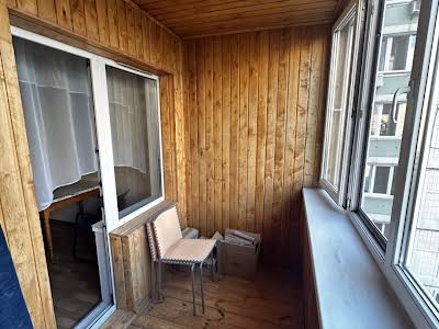 квартира за адресою Драгоманова вул., 12-А