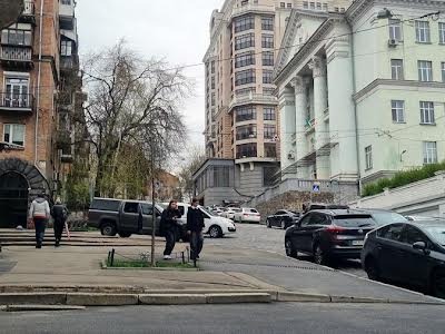 квартира за адресою Київ, Лютеранська вул., 13