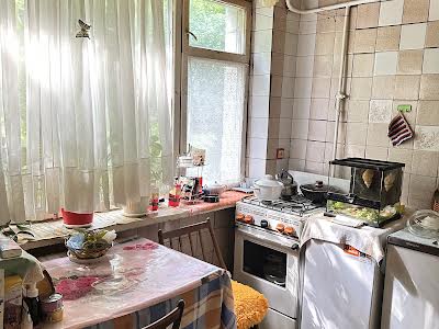 комната по адресу Академика Янгеля ул., 32