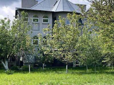 будинок за адресою с. Крюківщина, Квіткова вул., 3