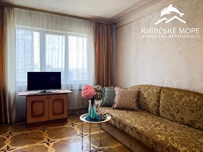 квартира по адресу Червоной Калины просп. (Владимира Маяковского), 24