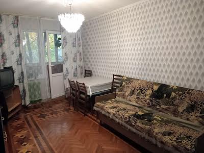 квартира за адресою Леоніда Каденюка просп. (Юрія Гагаріна), 3