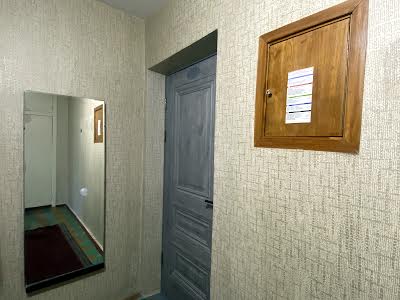 квартира за адресою Верховної Ради бульв., 25