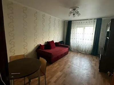 квартира за адресою Драгоманова вул., 12-А