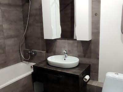 квартира за адресою Бориса Гмирі вул., 12 Б