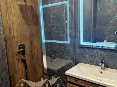 квартира по адресу Боголюбова ул., 27