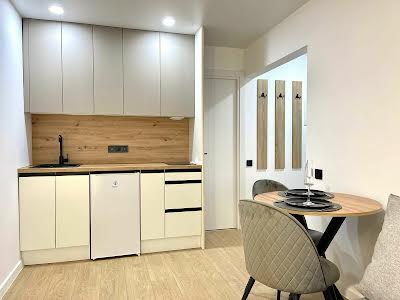 квартира за адресою Дгіпровська набережна, 5А