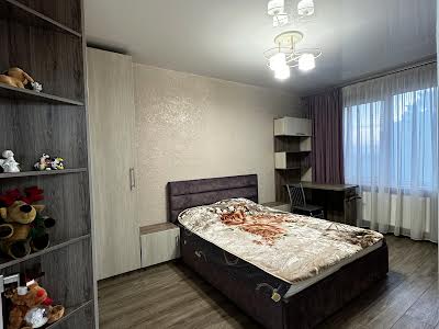 квартира за адресою Гранітна вул., 3