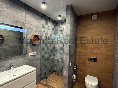 квартира за адресою Практична вул., 2