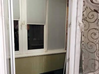 квартира по адресу Киев, Владимира Наумовича ул. (Антонова-Овсієнка), 4