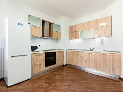 квартира за адресою Анни Ахматової вул., 30