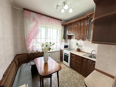 квартира за адресою Дмитра Луценка вул. (Крейсера 