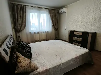 квартира за адресою Сергія Данченка вул., 1