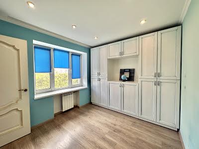 квартира за адресою Авраменка вул., 16