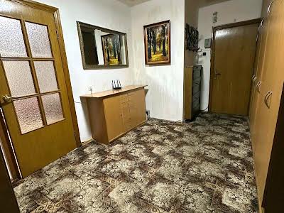 квартира за адресою Драгоманова вул., 3-В
