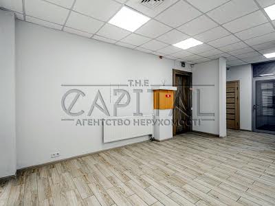 комерційна за адресою Кловський узвіз, 5