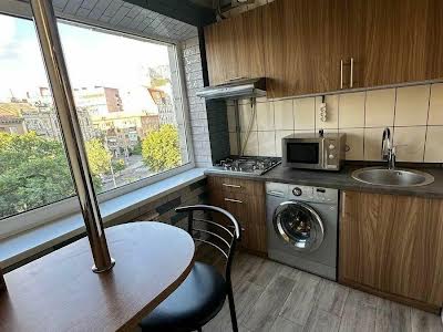 квартира за адресою Жилянська вул., 45