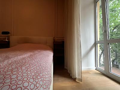 квартира по адресу Киев, Олеся Гончара ул., 30 Б