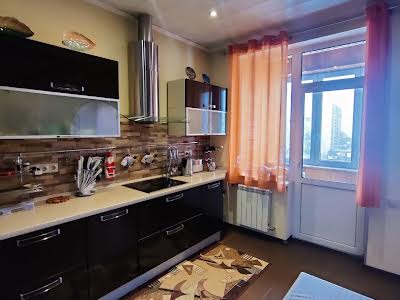 квартира за адресою Срібнокільська вул., 3-А