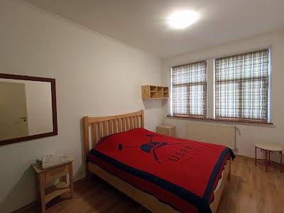 квартира по адресу Киев, Павловская ул., 18