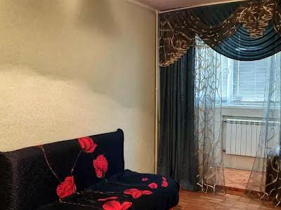 квартира за адресою Пантелеймона Куліша вул. (Челябінська), 15