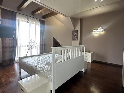 квартира за адресою Клінічна вул., 28