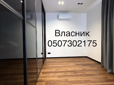 квартира за адресою Салютна вул., 2