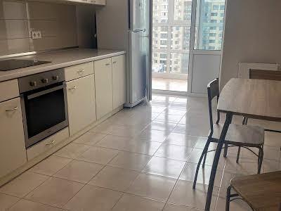 квартира по адресу Патриарха Мстислава Скрипника ул., 48а