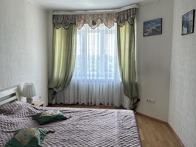 квартира за адресою Новгород-Сіверська, 3