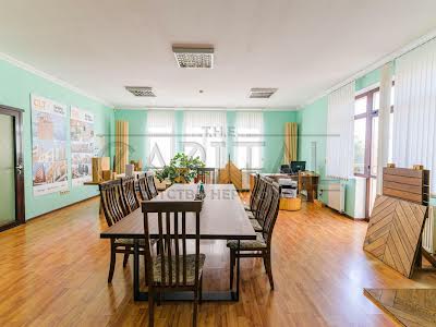 комерційна за адресою Павла Загребельного вул. (Миколи Раєвського), 5