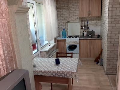 квартира за адресою Симиренка вул., 18