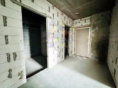 квартира за адресою Причальна вул., 8
