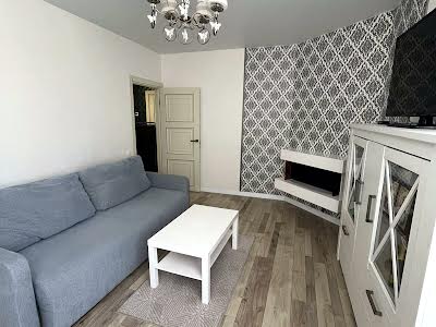 квартира за адресою Академіка Амосова вул., 63
