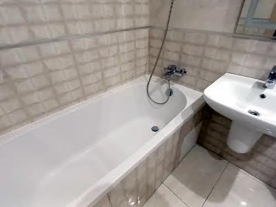 квартира за адресою Сім'ї Кульженків вул. (Петра Дегтяренка), 31-А