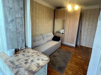 квартира по адресу Киев, Героев Днепра ул., 25