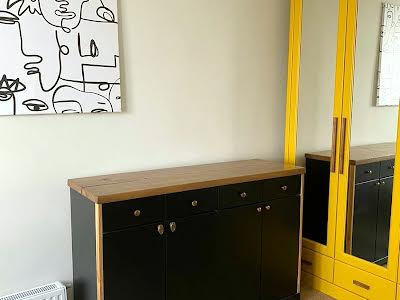 квартира за адресою Федора Ернста вул., 6