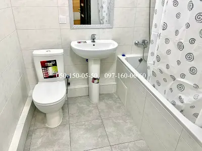 квартира за адресою Сім'ї Кульженків вул. (Петра Дегтяренка), 37