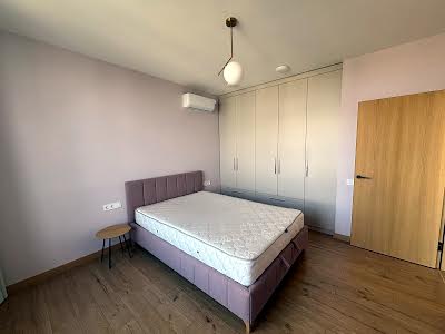 квартира за адресою Митрополита Василя Липківського вул. (Урицького), 38
