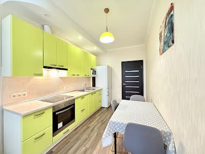 квартира за адресою Драгоманова вул., 2