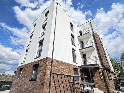 квартира за адресою Польового, 3