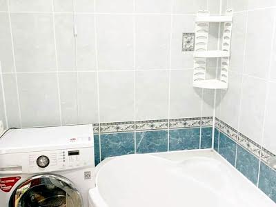 квартира за адресою Михайла Лушпи просп., 9