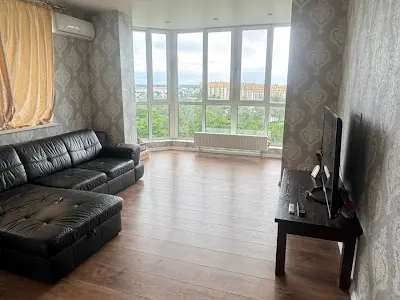 квартира по адресу с. Петропавловская борщаговка, Великая Кольцевая ул., 9