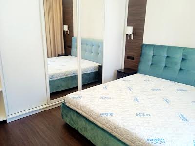 квартира за адресою Композитора Мейтуса вул., 4