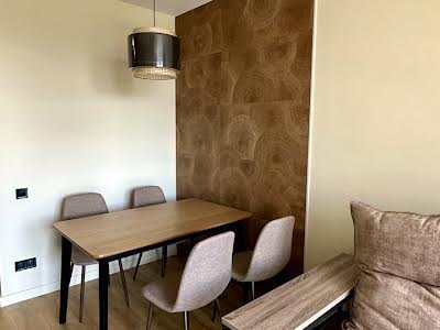 квартира по адресу Драгоманова ул., 31